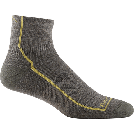 Darn Tough Mens Hiker Quarter Midweight Socks  -  Medium / Taupe